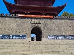 -巴陵广场