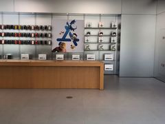 -Apple零售店(华贸购物中心店)