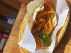 -陇上秦轩西安biangbiang面(EFC欧美金融商业城店)