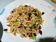 -李氏疙瘩汤·本地海鲜·老烟台菜(所城里店)