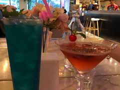 -樱花里音乐餐吧·牛扒椰子鸡(东圃店)