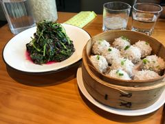 珍珠丸子-莲餐厅·湖北菜·潜江小龙虾店(愚园路店)