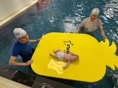 -蓝旗亲子游泳(范湖万达广场店)
