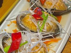 -漫月里·鲁菜海鲜小渔村(海水浴场店)