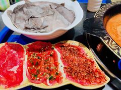 屠场鲜毛肚-洞府防空洞老火锅(解放碑总店)