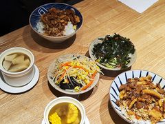 -红猪卤肉饭(大西洋美食城店)