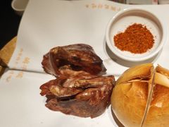 -鸽子侯·家宴·平价海鲜(市图书馆店)