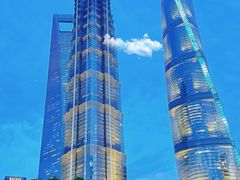 -陆家嘴空中步行连廊