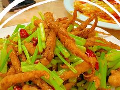 -胖太太四川麻辣排骨串(镇江路分店)