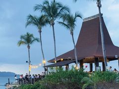 -Sunset Bar(丹绒亚路香格里拉店)