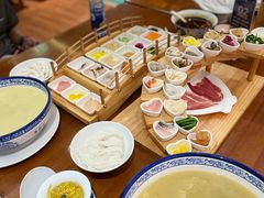 -香麒园·过桥米线·南湖雅宴