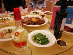 -山明水秀大饭店