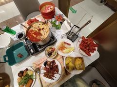 -金马门国际美食百汇(珞喻路店)