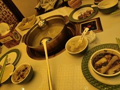 -润园四季椰子鸡火锅(卓越INTOWN店)