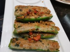 头抽香糯煎酿尖椒-新兴·金羊座·粤菜点心(乐峰店)