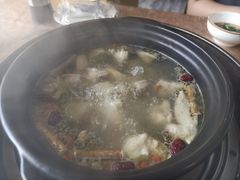 -濠轩阁特色生蚝火锅(水湾路店)