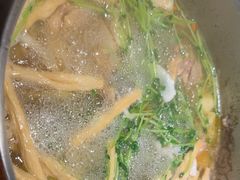 -椰子湾·海南火锅·糟粕醋·椰子鸡(正大广场店)