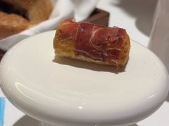 -AZUR聚(香格里拉饭店)