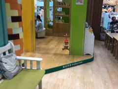 -饭米多蔻中英文绘本馆(苏州美罗店)