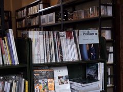 -麦田书店(国防路店)