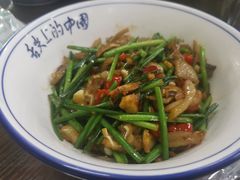韭花炒猪耳朵-张氏父子常德肠子馆(红星总店)