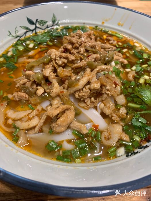 芙南人(望京店)榨菜肉丝米粉图片