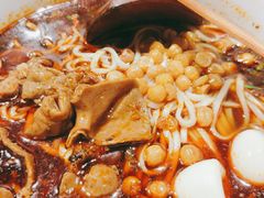 -麻婆婆白家肥肠粉(海岸城店)
