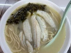 -明呈黄鱼面馆(斜土路店)