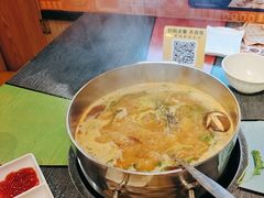 -四季喧黔味豆米火锅(万达广场店)