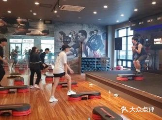 免费电影院+健身房  除了注重同学们的学业外