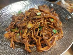 -雀舞云南菜(天津天河城购物中心店)