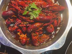 -路边边地标烧烤·川菜·小龙虾·音乐酒馆(良乡长虹店)