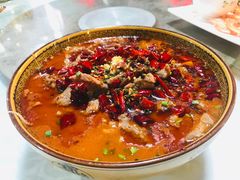 水煮牛肉-范饭椰林川湘味海鲜·椰子鸡(三亚湾椰梦长廊店)