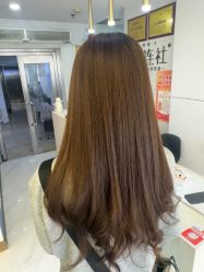 -镁连社·美联社