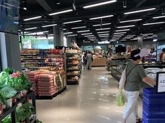 -农工商超市(临汾路店)