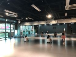-5KM舞蹈工作室