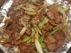 铁板葱爆牛肉-丽华园(青少年宫店)