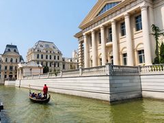 -东港音乐喷泉广场