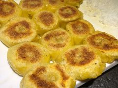 特色香煎粘豆包-靠山屯东北农家菜(八龙桥雅苑店)