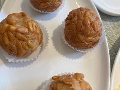 香炸松子酥-潮府馆·非遗潮州菜·港式点心(世纪公园店)