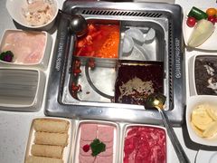 -海底捞火锅鲜切牛肉主题店(长寿路店)