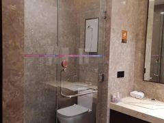 -蓝蔻酒店(深圳东站布吉万象汇店)