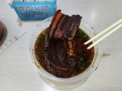 -小龙大肉面馆