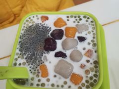 -爽爽王牌甜品(河背村店)