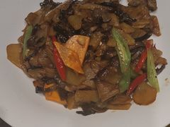 -那家老院子东北菜·饺子·小鸡炖蘑菇(艳华街店)