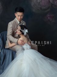 -乐派诗婚纱摄影