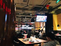 大堂-青年公社烤鸭(滨湖银泰店)