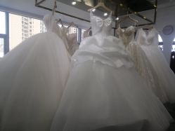 -海派婚纱摄影·婚纱照定制会馆