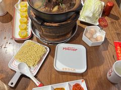 -阿润打边炉·鲜切鸡煲(华漕店)