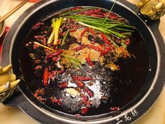 纯牛油锅底-黄潇洒老火锅(九眼桥宏济巷店)
